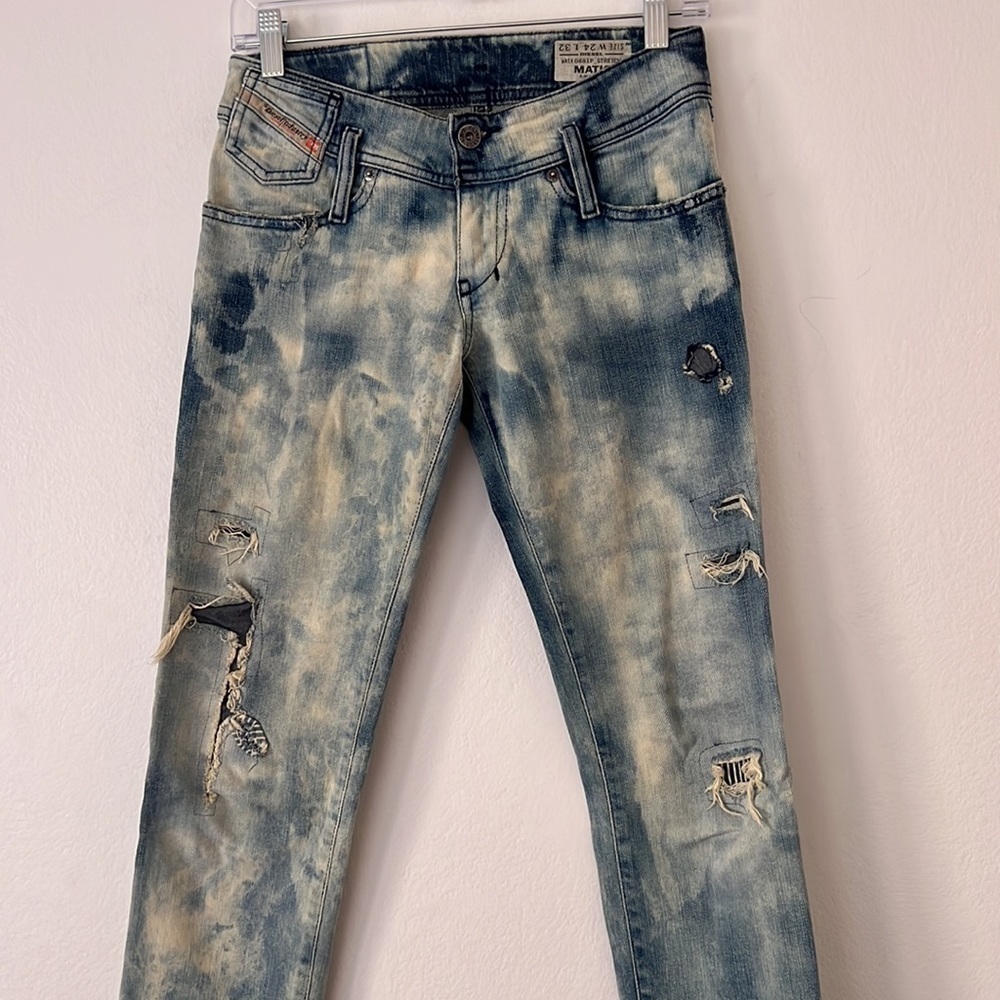 Diesel Industry Women’s Magic Jeans Size W24 L32 Distressed with Patchwork - Picture 2 of 10